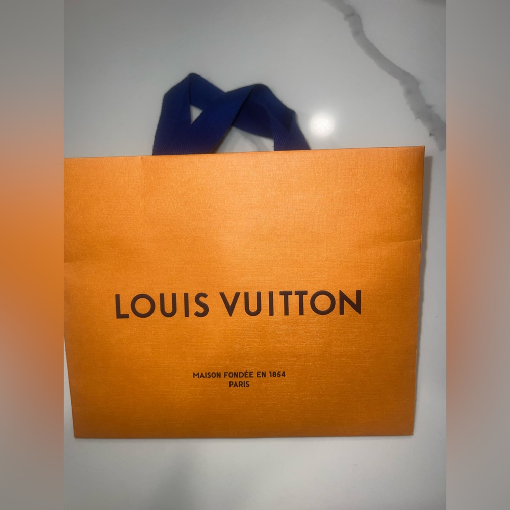 Louis Vuitton Shopping Bags/Receipt Holder - Picture 2 of 3